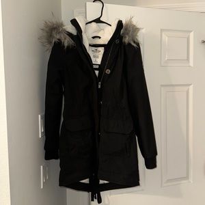 Hollister Puffer coat jacket size small